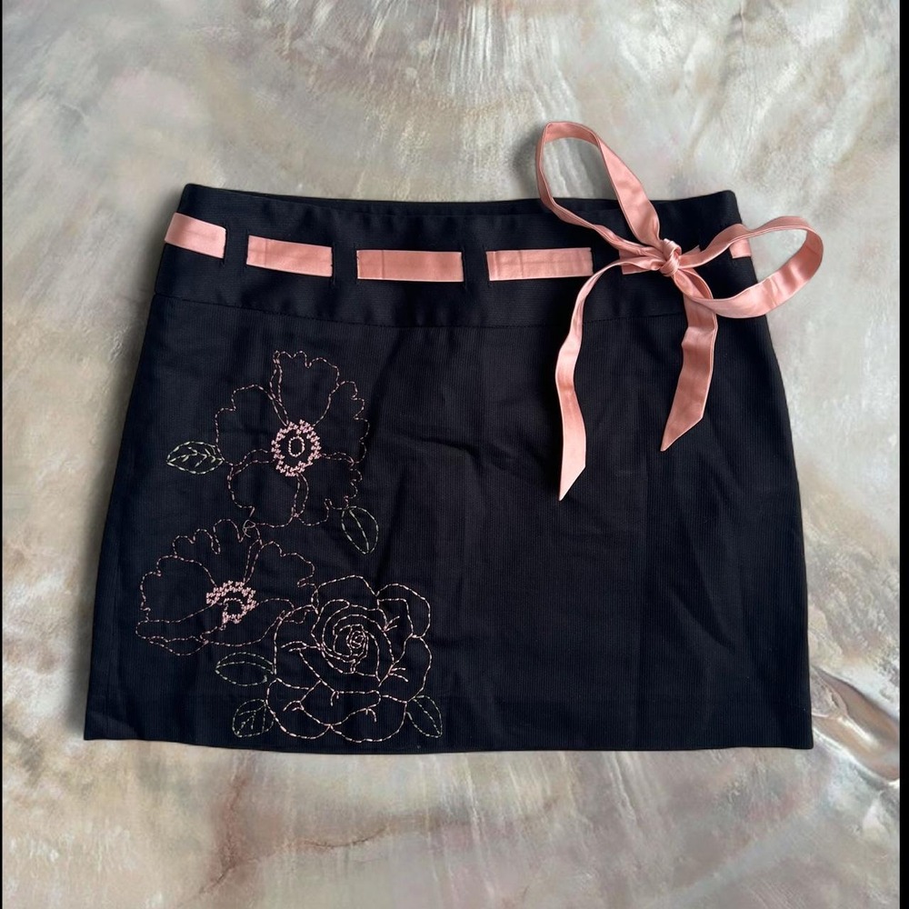 Laundry by Shelli Segal Black Pink Floral Embroidered Mini Skirt Y2K Vintage 4